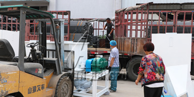 Powder feed unit to Tibet